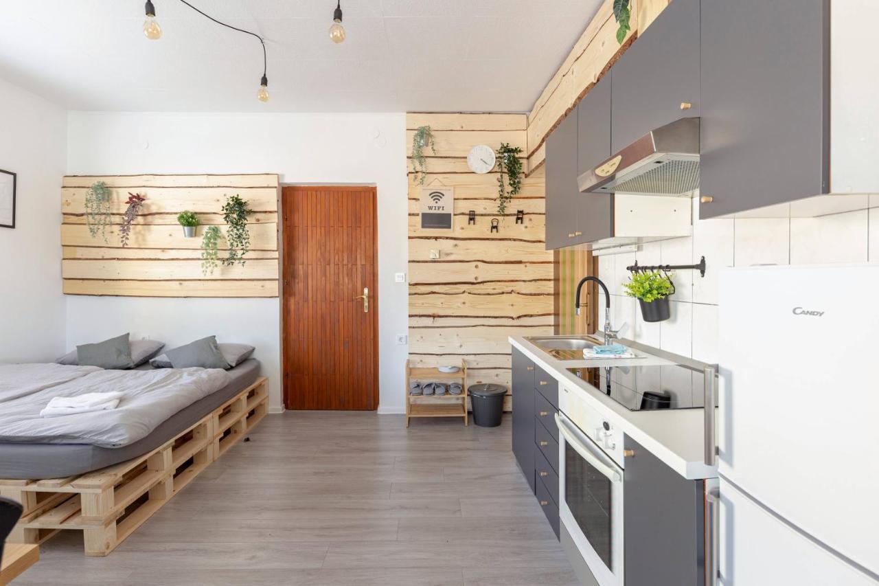 Apartments Keber Ljubljana Bagian luar foto